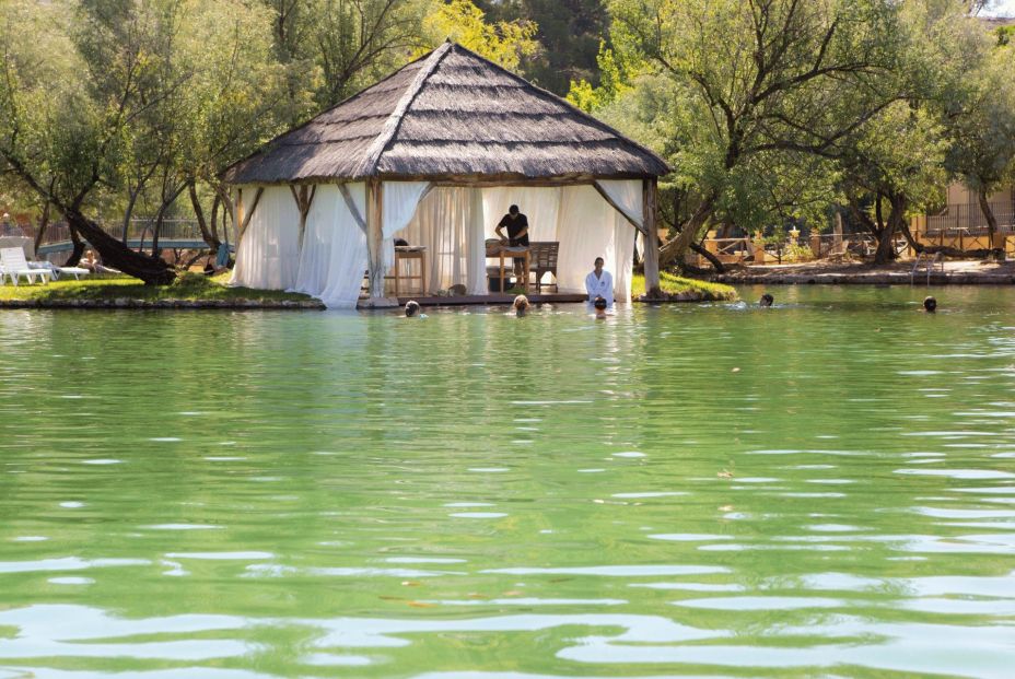 Renueva tu cuerpo y tu mente con estas escapadas a balnearios gracias a Mundosenior Renueva tu cuerpo y tu mente con estas escapadas a balnearios gracias a Mundosenior