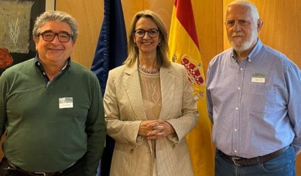 Asjubi40 se reúne con la presidenta del Pacto de Toledo, Mercè Perea