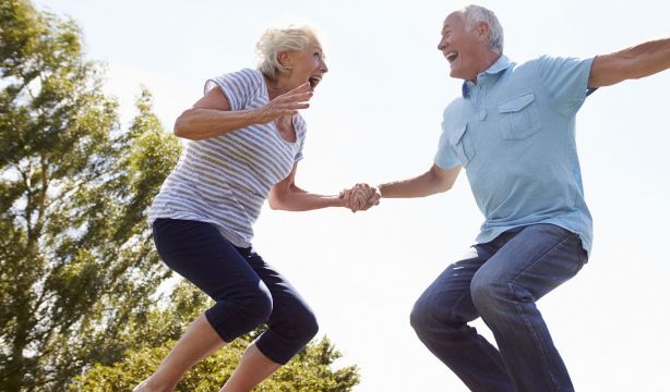 Un envejecimiento activo y un cambio de mirada de la vejez, claves para poner fin al edadismo (Bigstock)