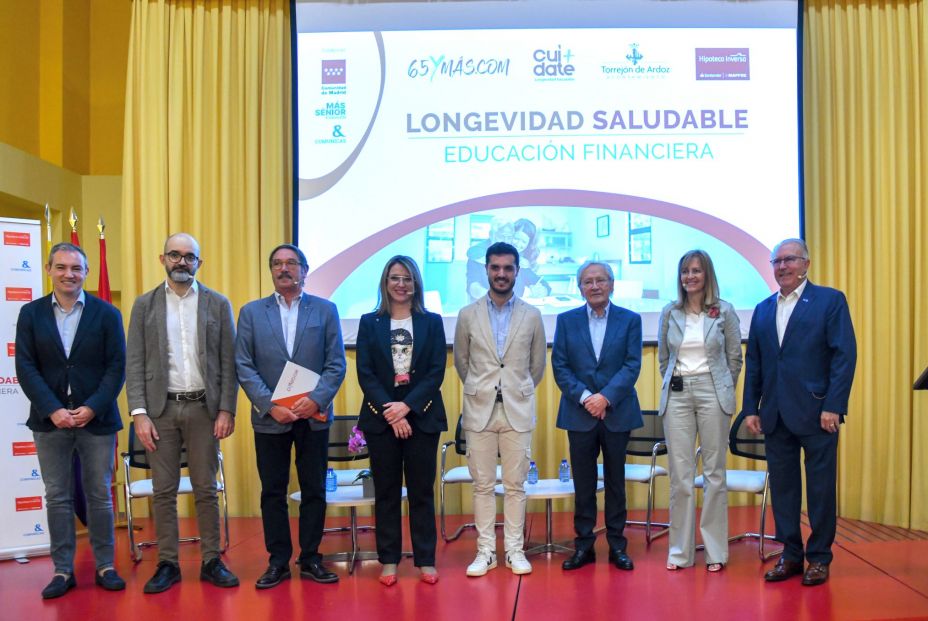 DSC 2435 (1) DSC 2435 (1)