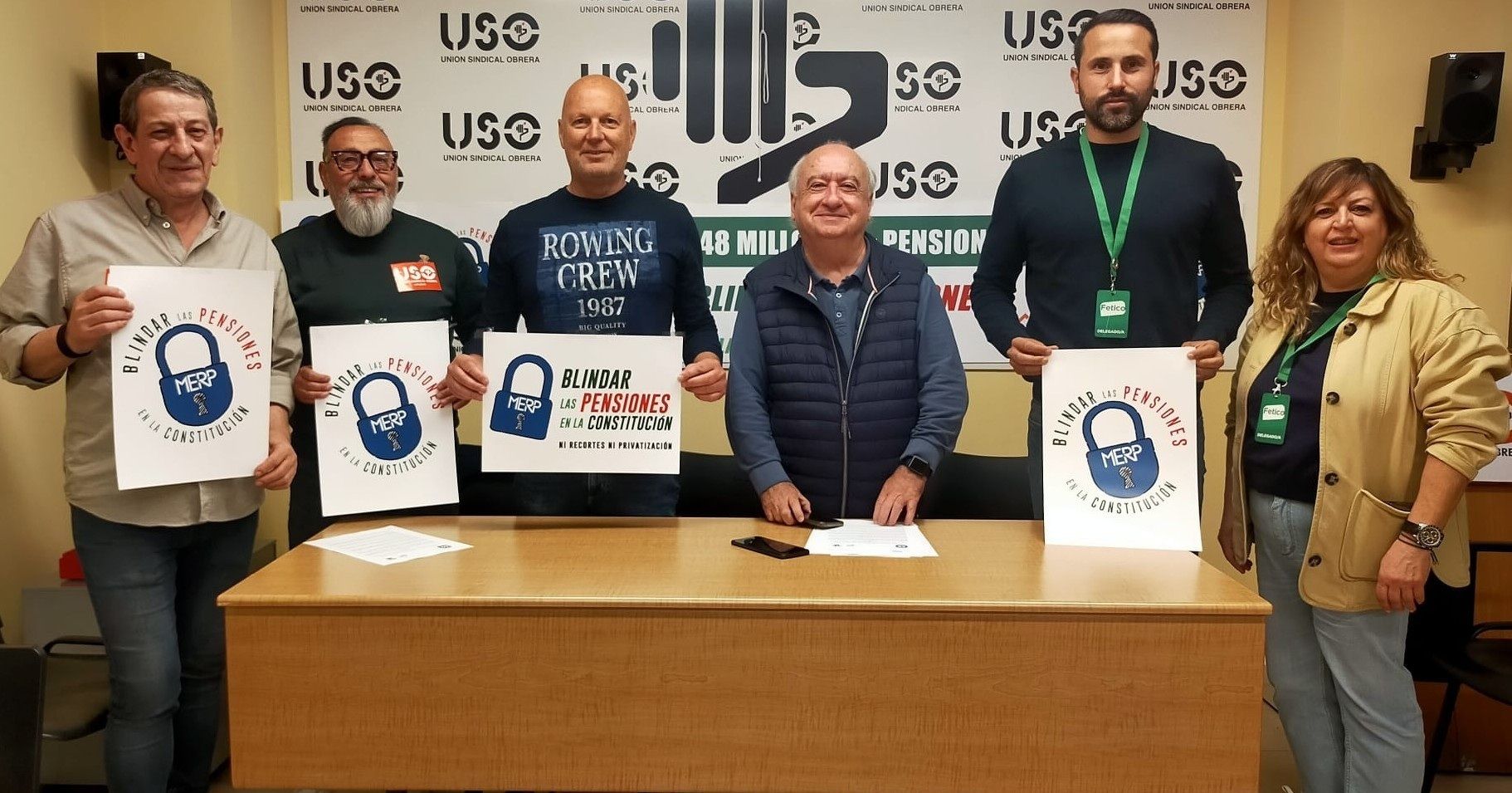 Rueda de prensa de la Mesa Estatal por el Blindaje de las Pensiones en Oviedo.