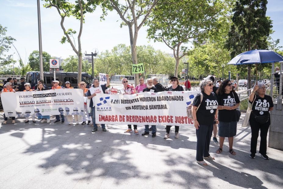 EuropaPress 6750686 varias personas concentracion exigen verdad justicia reparacion victimas