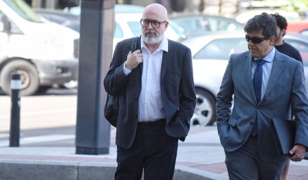 Suspendidas las declaraciones de exaltos cargos de Madrid por los fallecidos en residencias en 2020