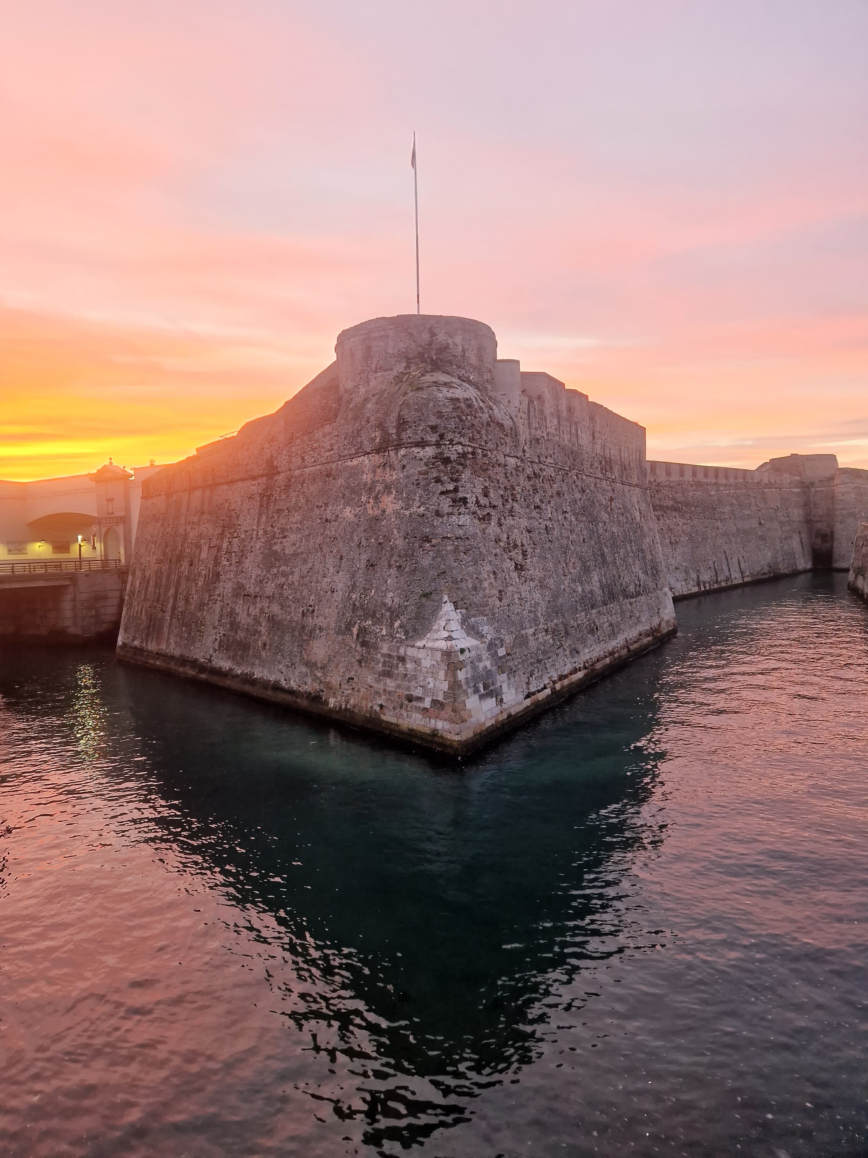 murallas reales amanecer