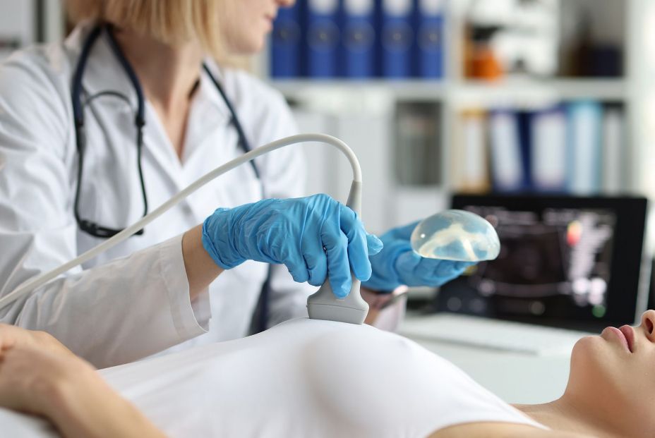 Científicos logran erradicar en el laboratorio la recaída del cáncer de mama más agresivo