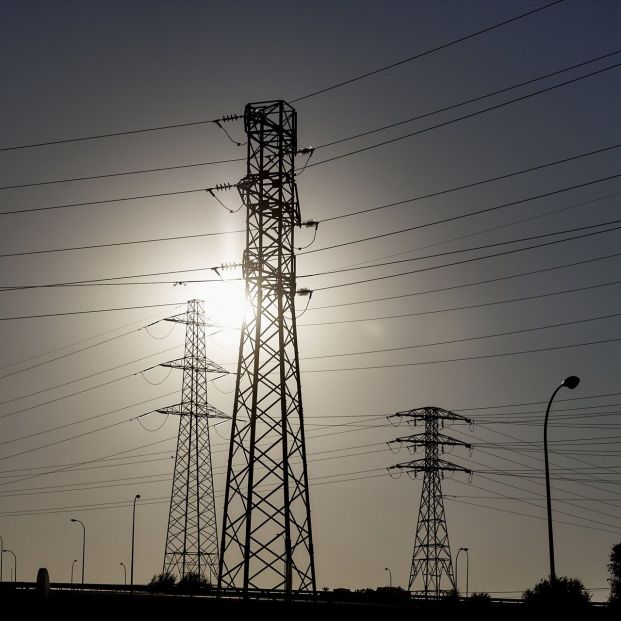 El aviso de un experto sobre el elevado precio de la luz este verano