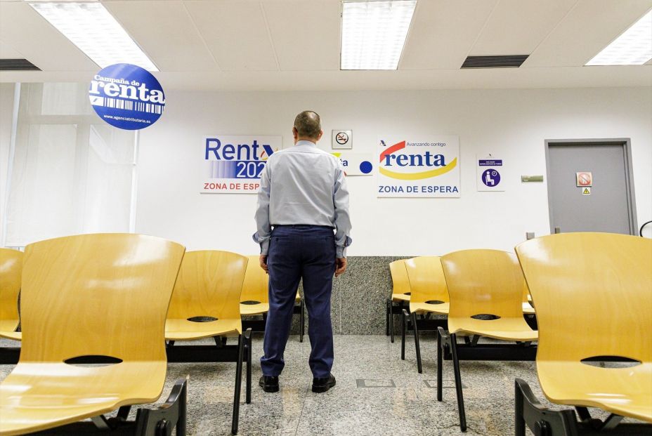 Hacienda no paga a los mutualistas jubilados ni un año ni cuatro: tiene paralizadas las devoluciones. Foto: europapress