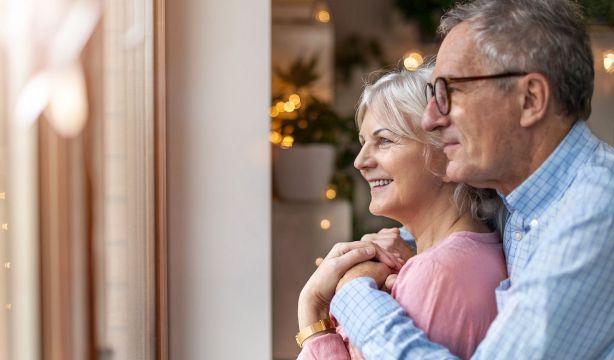 Anticiparse a futuras situaciones de dependencia: la mayor tranquilidad para los sénior españoles. Foto: bigstock