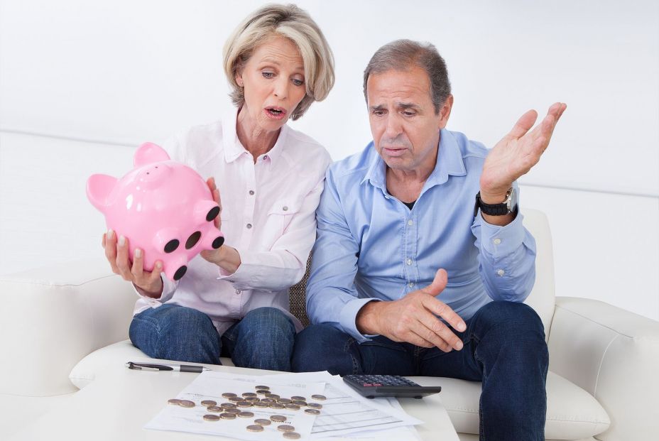 Disminuye el número de españoles endeudados, pero sube el importe medio de las deudas Disminuye el número de españoles endeudados, pero sube el importe medio de las deudas