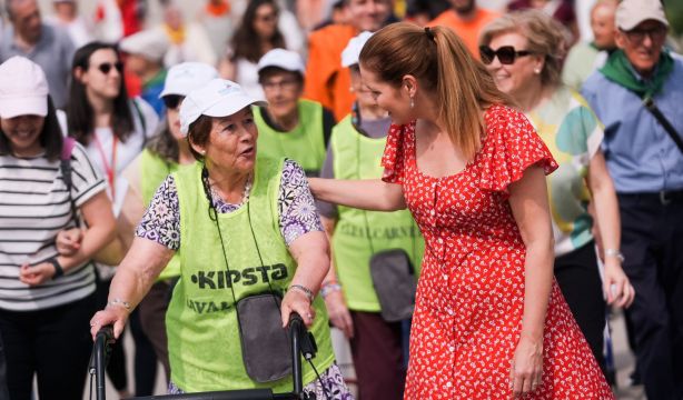 Más de 700 usuarios y profesionales de residencias de Madrid participan en la XII Marcha de Mayores (Comunidad de Madrid)