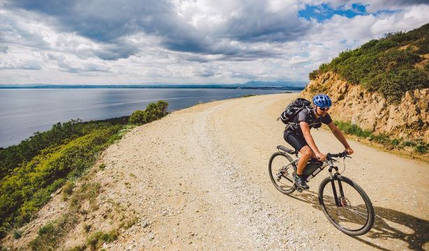 ¿Aficionado a la bici? Esta nueva web tiene más de 11.500 kilómetros de 'Rutas ciclistas por España'