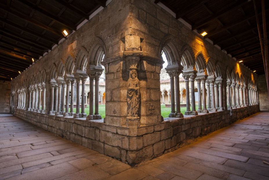 Claustro de San Francisco Claustro de San Francisco