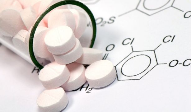 Desvelan por primera vez cómo funciona el paracetamol: podría dar lugar a analgésicos más seguros (Bigsotck)