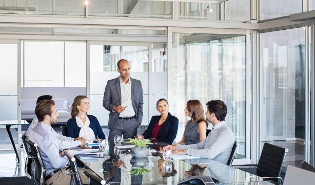 ¿Está la empresa obligada a ofrecer jornada intensiva a sus trabajadores?