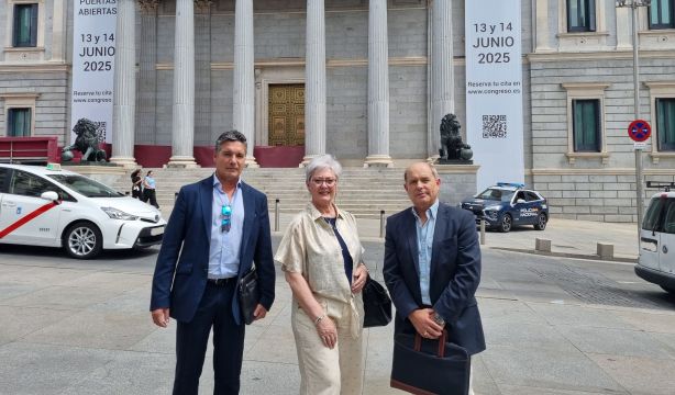 Los mayores se rebelan contra el maltrato y piden una Ley: "Necesitamos 500.000 firmas"