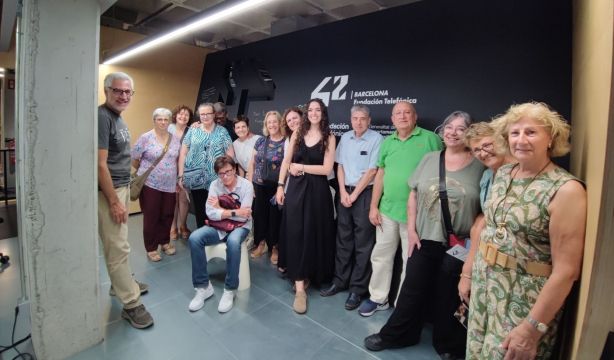 Mayores Telefónica visita 42 Barcelona para conocer el futuro de la programación