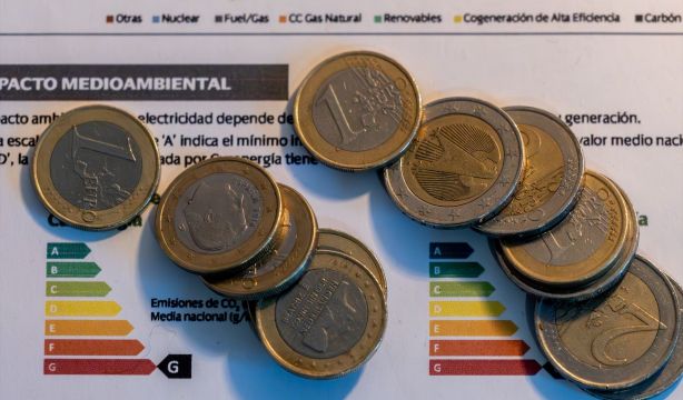 Facua avisa de que las eléctricas no pueden subir tarifas por el alza de costes tras el apagón