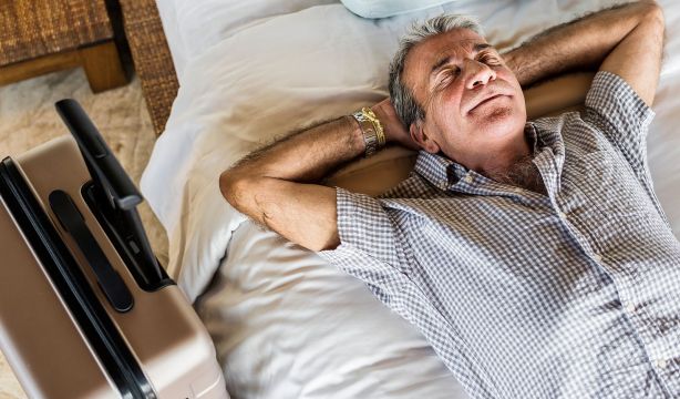 Un enfermero revela por qué es peligroso dormir con el aire acondicionado puesto