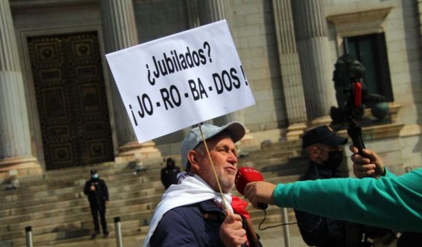 mutualistas demandan devolucion del irpf