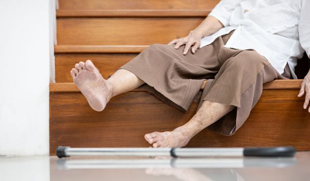 Baja potencia muscular: un factor de riesgo importante de caídas, fracturas y mortalidad en mayores