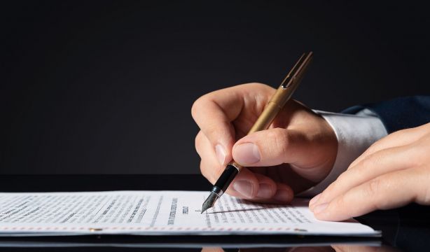 La Justicia deshereda a dos nietas por abandono y daño emocional a su abuela