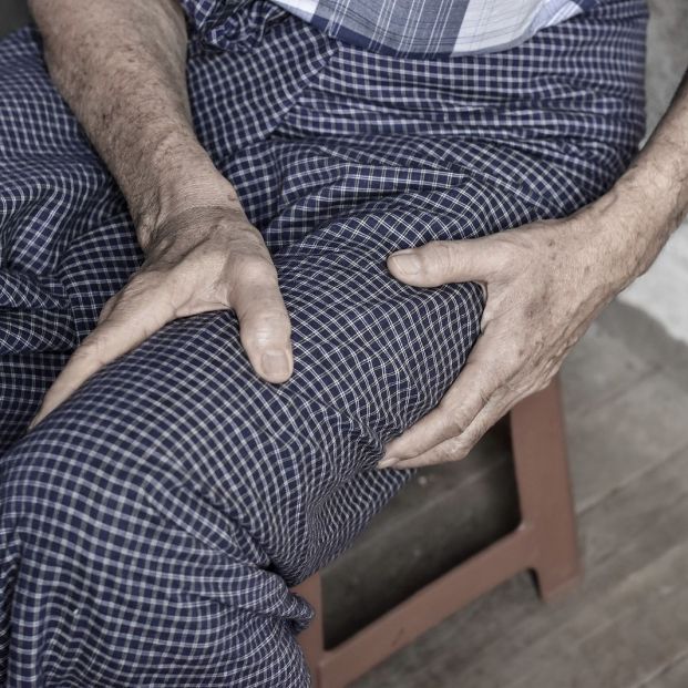 bigstock Thigh Pain In Asian Senior Mal 466324139 bigstock Thigh Pain In Asian Senior Mal 466324139