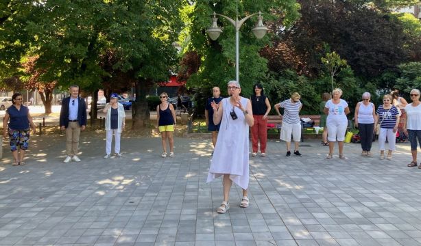 Logroño programa ejercicios, juegos y bailes para que los mayores se mantengan activos en verano (Ayuntamiento de Logroño - Europa Press)