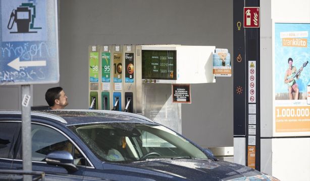El precio de la gasolina y el diésel sigue subiendo en la primera 'operación salida' del verano