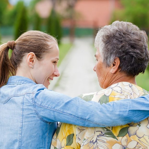 Todo lo que debes saber sobre el convenio especial para los cuidadores de familiares dependientes
