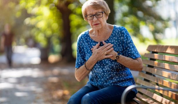 Las señales silenciosas de las cardiopatías en mayores
