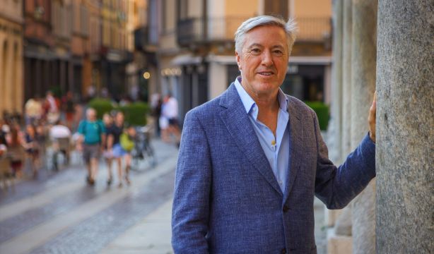 EuropaPress 6859409 poeta dramaturgo alejandro roemmers firma misterio ultimo stradivarius