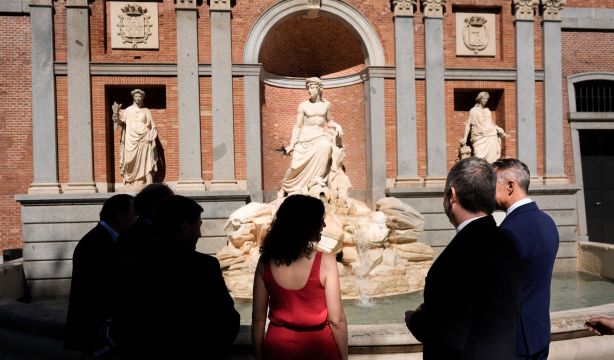 Madrid abre la fuente por la que manó por primera vez el agua del Lozoya en 1858