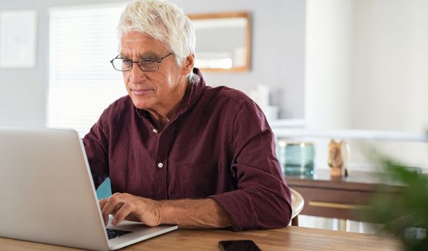 La Seguridad Social explica cómo consultar tu vida laboral en un minuto