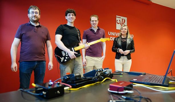 Inteligencia artificial y música: un pedal para guitarra con IA gana el premio al mejor TFG