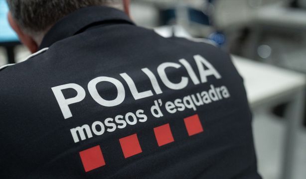 Estafa de medio millón de euros: dos hermanas vacían la cuenta de la mujer mayor a la que cuidaban