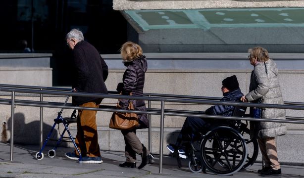 Pensiones no contributivas en 2025: qué son, qué tipos hay y requisitos para solicitarlas