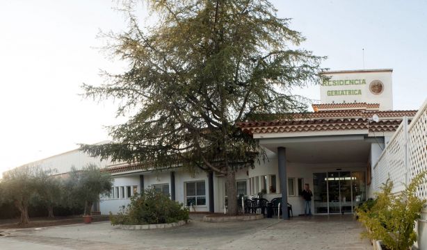 Un incendio en una residencia de mayores de Cuenca obliga a desalojar a 125 personas