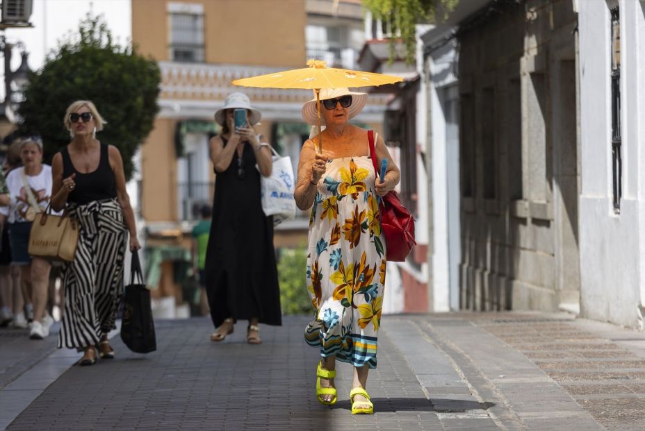 El peor verano para los mayores desde 2022: el calor habría causado ya cerca de 1.500 muertes El peor verano para los mayores desde 2022: el calor habría causado ya cerca de 1.500 muertes
