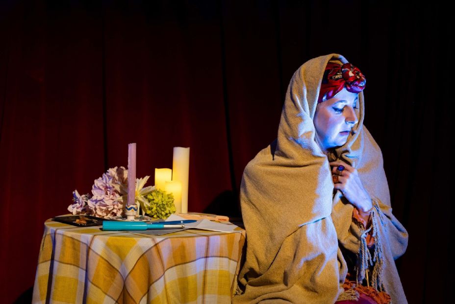 'Gema', una sesión de "espiritualismo musical" en el Teatro Lara de Madrid