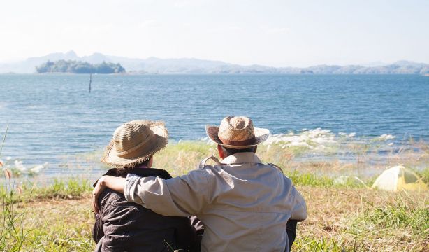 Si quieres vivir 100 años con buena salud mental y física sigue estos pasos. (Bigstock)