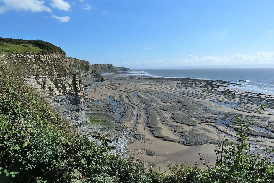 Coastline at low tide, south of Dunraven Bay geograph.org.uk 2063338