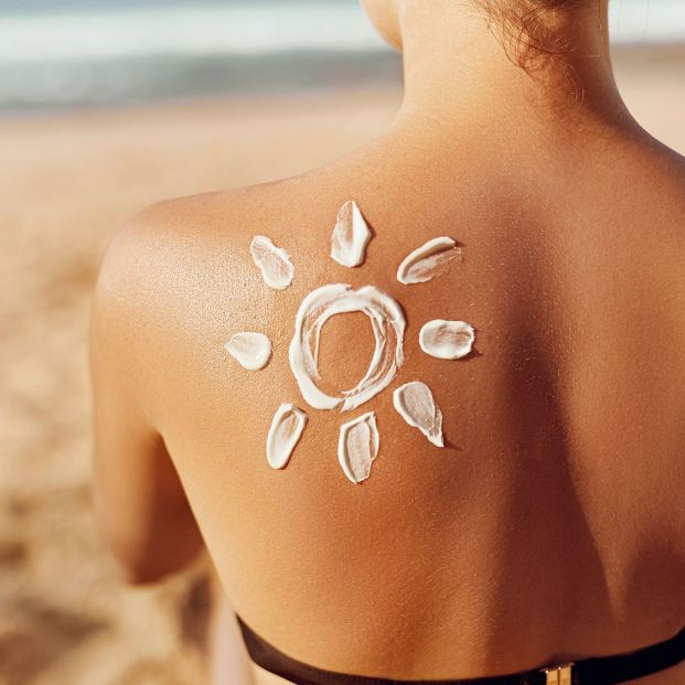 bigstock Skin Care Sun Protection Wom 295270051 bigstock Skin Care Sun Protection Wom 295270051