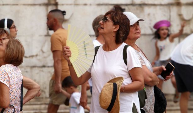 La deshidratación por altas temperaturas compromete la salud articular: esta es la razón