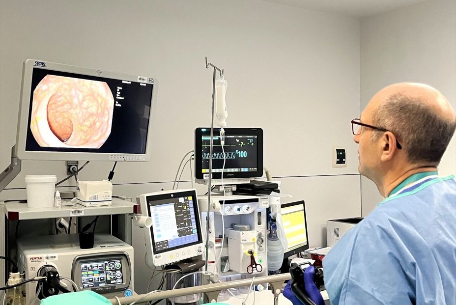 EuropaPress 6607563 doctor jesus puente especialista servicio aparato digestivo hospital