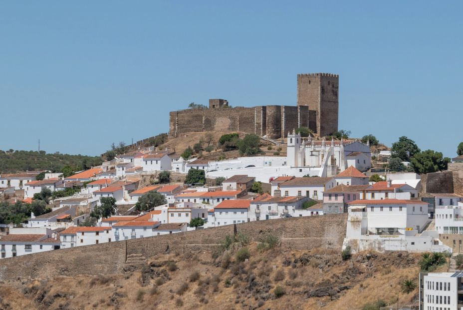 Mértola, la villa portuguesa donde se encuentra la mejor playa fluvial de Europa