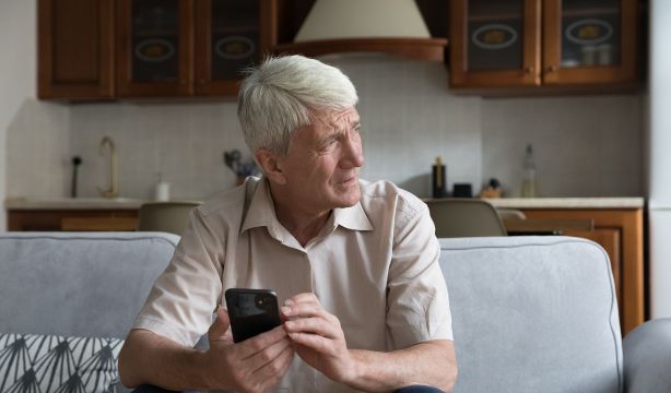 Los españoles identifican la información falsa y el cambio climático como sus mayores amenazas