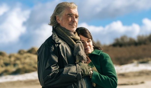 Pierce Brosnan protagoniza una nueva película sobre amor sénior