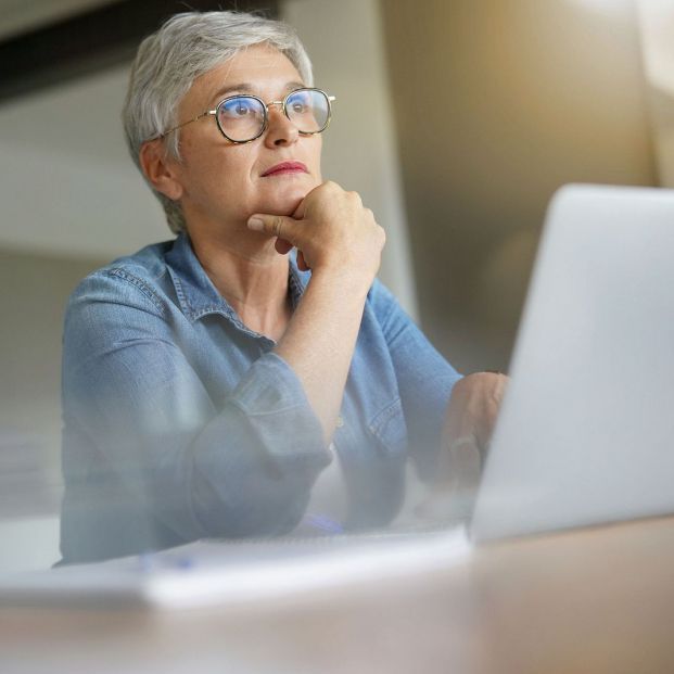 bigstock mujer ejecutiva trabajo