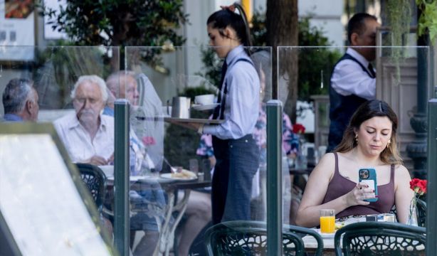 España destruye casi 200.000 empleos en el peor agosto desde 2019