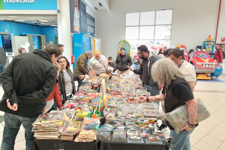 Un viaje a la infancia: miles de juguetes antiguos en la segunda edición de Mercajuguete
